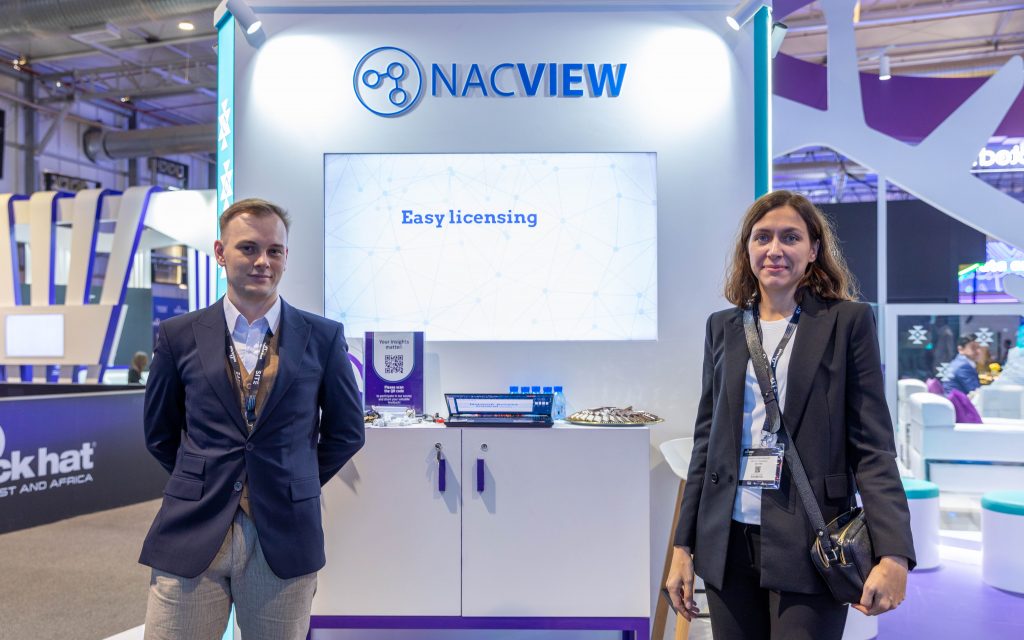 NACVIEW Pres at looptech booth